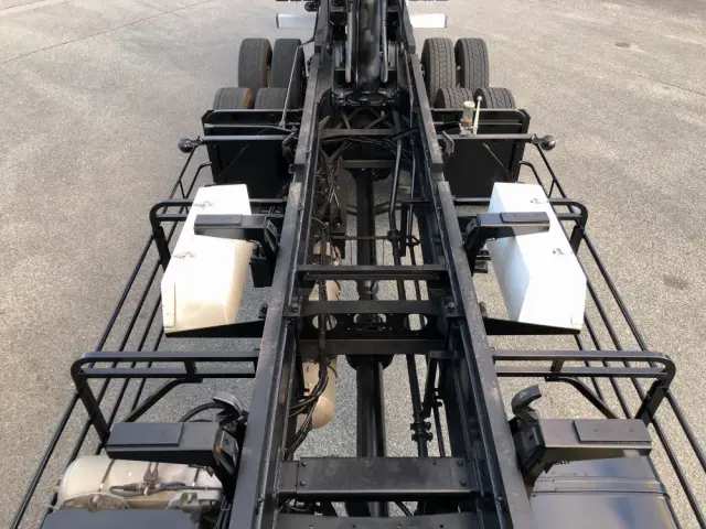 日野 プロフィア BDG-FR1EXYG(6x2)の写真23