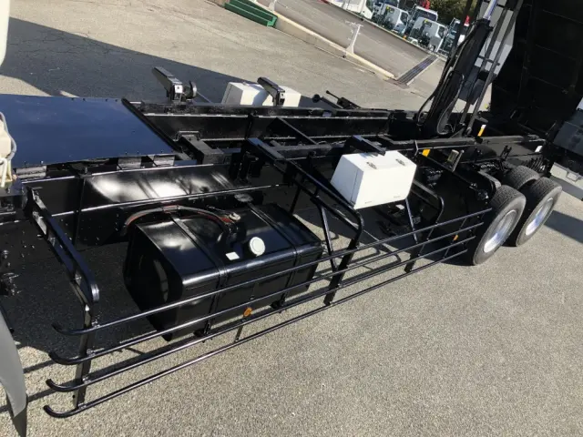 日野 プロフィア BDG-FR1EXYG(6x2)の写真27