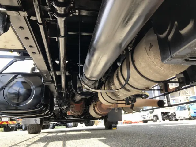 日野 プロフィア BDG-FR1EXYG(6x2)の写真29