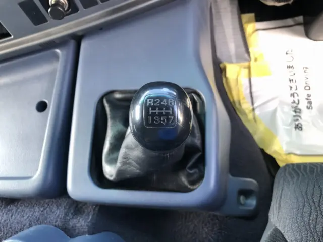 日野 プロフィア BDG-FR1EXYG(6x2)の写真37