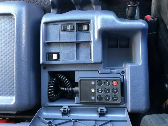 日野 プロフィア BDG-FR1EXYG(6x2)の写真39