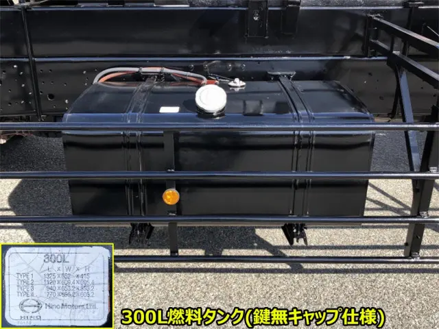 日野 プロフィア BDG-FR1EXYG(6x2)の写真47