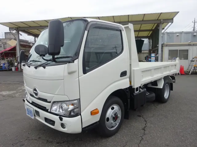 日野 デュトロ 2DG-XZU675T(4WD)の写真1