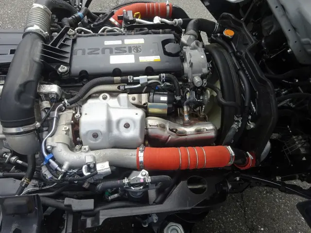 いすゞ エルフ 2RG-NKR88AN(2WD)の写真10