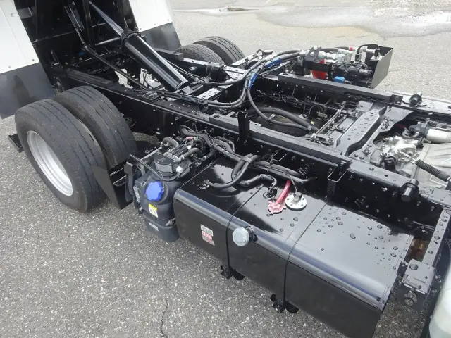 いすゞ エルフ 2RG-NKR88AN(2WD)の写真26