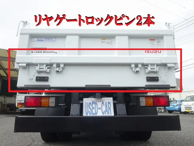 いすゞ エルフ 2RG-NKR88AN(2WD)の写真44
