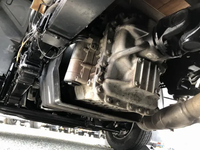 UD クオン QPG-CG5ZA(8x4)の写真31
