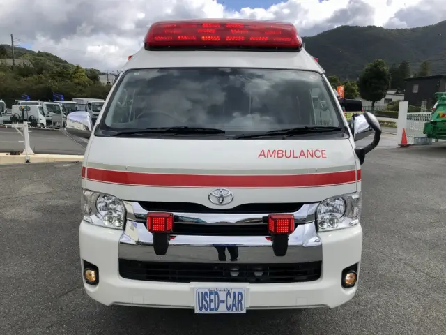 トヨタ ハイエース CBF-TRH226S(4WD)の写真7