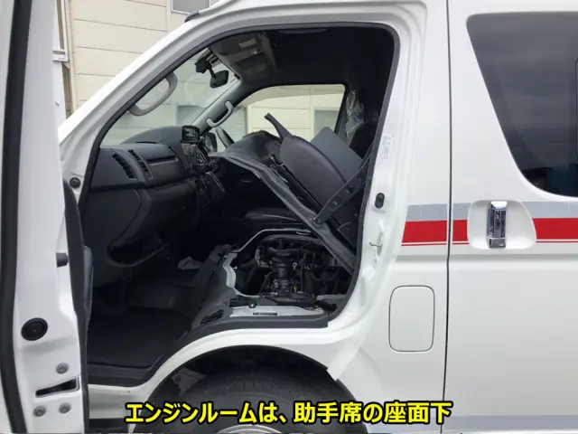 トヨタ ハイエース CBF-TRH226S(4WD)の写真33