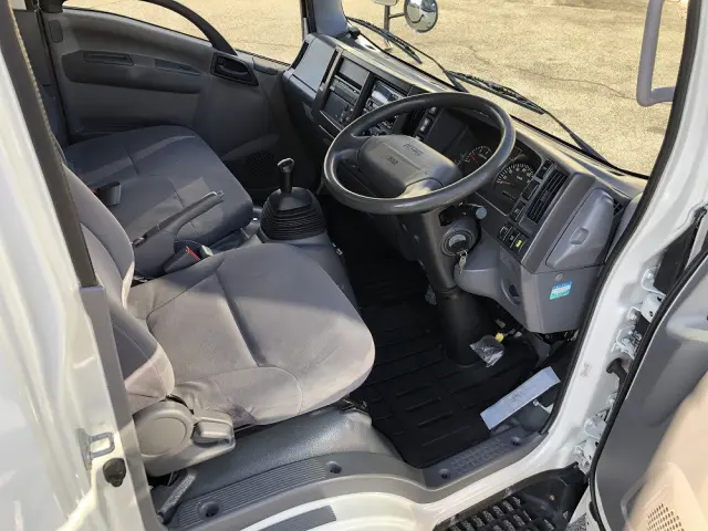 いすゞ エルフ TKG-NMR85AN(2WD)の写真3