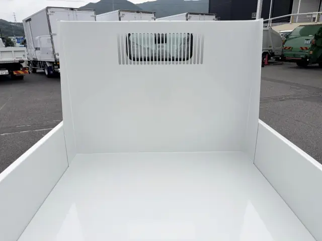 三菱 キャンター 2RG-FDA60(4WD)の写真13