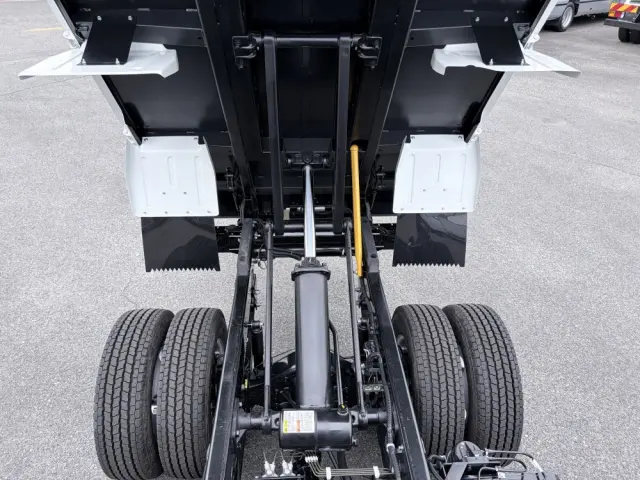 三菱 キャンター 2RG-FDA60(4WD)の写真22