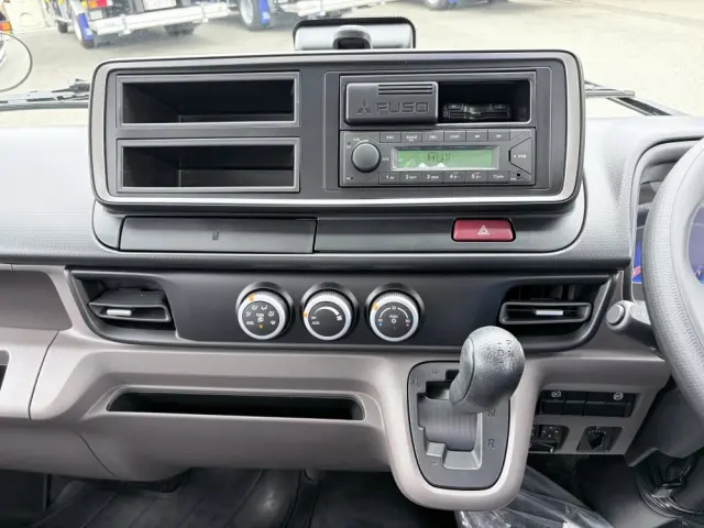 三菱 キャンター 2RG-FDA60(4WD)の写真38