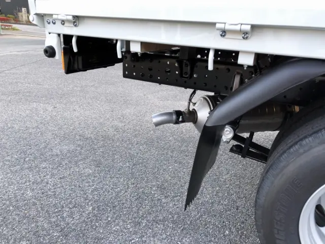 三菱 キャンター 2RG-FBA20(2WD)の写真20