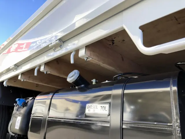 三菱 キャンター 2RG-FBA20(2WD)の写真23