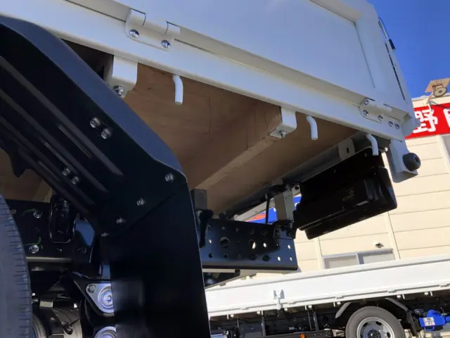 三菱 キャンター 2RG-FBA20(2WD)の写真26