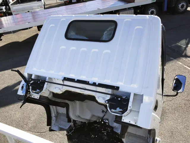 三菱 キャンター 2RG-FBA20(2WD)の写真28