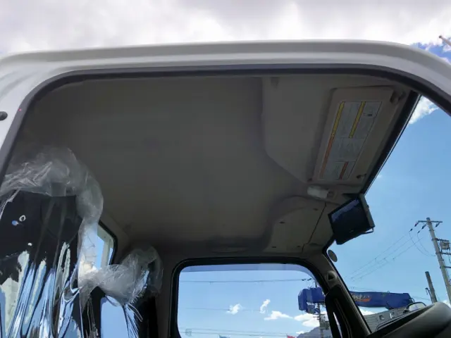 三菱 キャンター 2RG-FBA20(2WD)の写真42