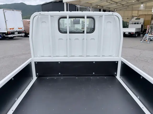 三菱 キャンター 2RG-FDA20(4WD)の写真11
