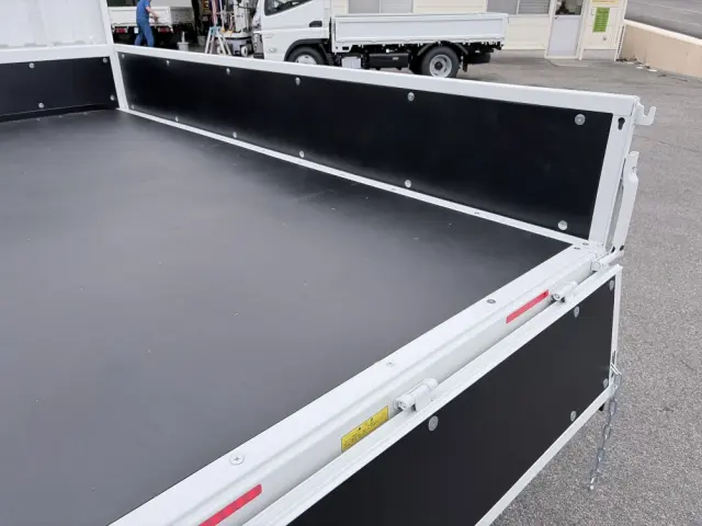 三菱 キャンター 2RG-FDA20(4WD)の写真14