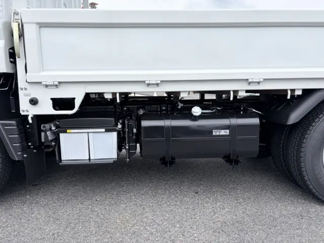 三菱 キャンター 2RG-FDA20(4WD)の写真24