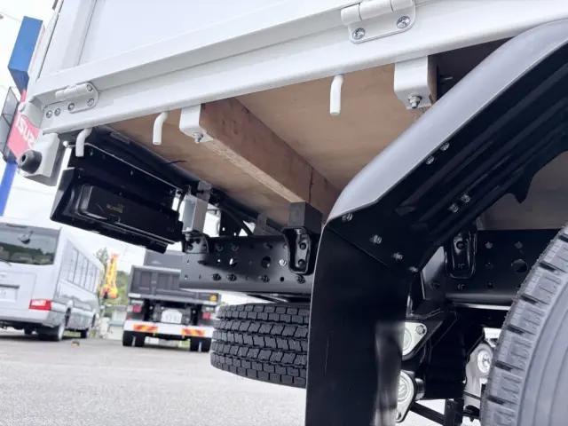 三菱 キャンター 2RG-FDA20(4WD)の写真27