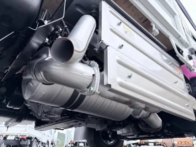 三菱 キャンター 2RG-FDA20(4WD)の写真30