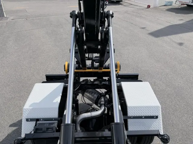 三菱 キャンター 2RG-FBAV0(2WD)の写真19
