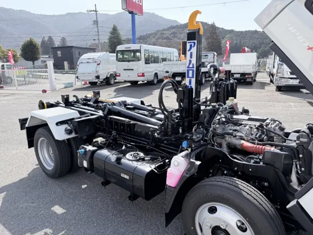 三菱 キャンター 2RG-FBAV0(2WD)の写真26
