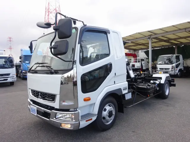 三菱 ファイター 2KG-FK62F(2WD)の写真1