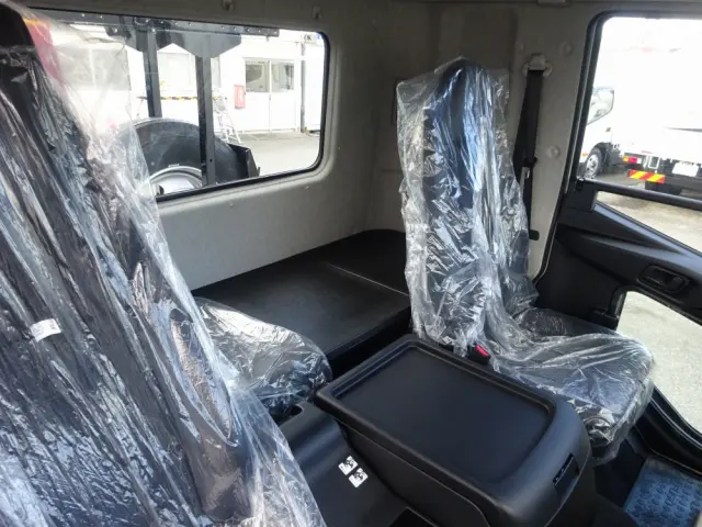 三菱 ファイター 2KG-FK62F(2WD)の写真42