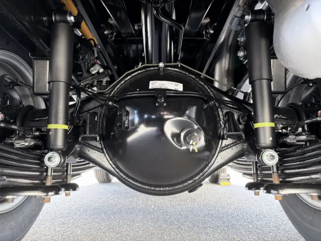 三菱 キャンター 2RG-FBA60(2WD)の写真9