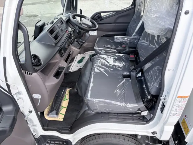 三菱 キャンター 2RG-FBA60(2WD)の写真33