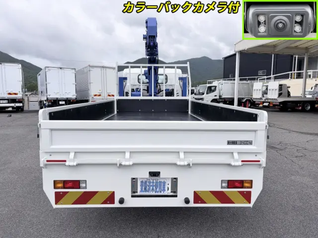 三菱 キャンター 2PG-FEB90(2WD)の写真3