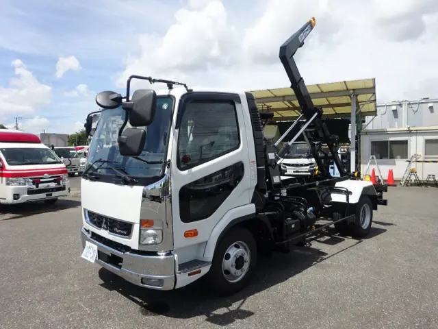 三菱 ファイター 2KG-FK72F(2WD)の写真1