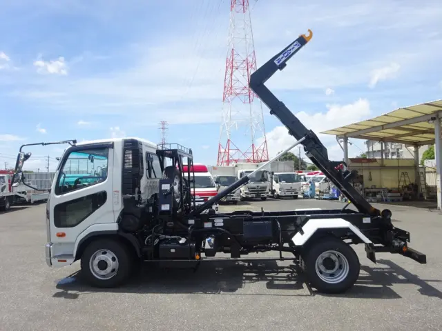 三菱 ファイター 2KG-FK72F(2WD)の写真16