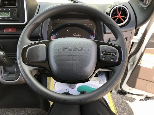 三菱 キャンター 2RG-FBAV0(2WD)の写真33