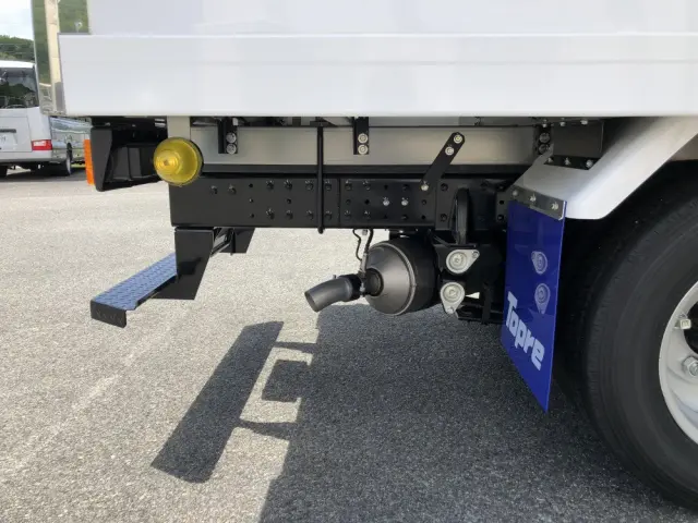 三菱 キャンター 2RG-FBAV0(2WD)の写真28