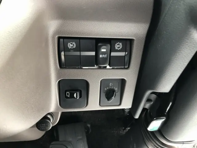三菱 キャンター 2RG-FBAV0(2WD)の写真42