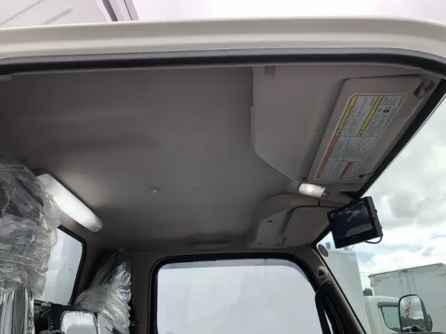 三菱 キャンター 2RG-FBAV0(2WD)の写真44