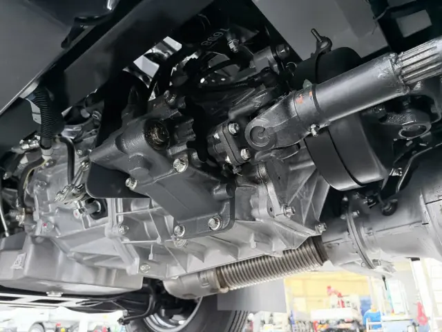 三菱 キャンター 2RG-FEAV0(2WD)の写真31