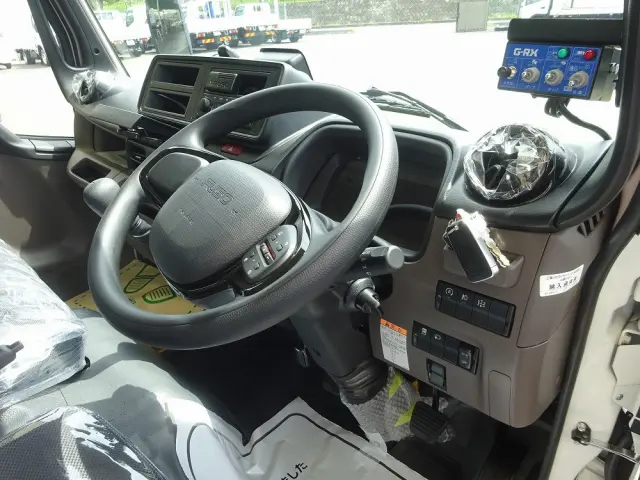 三菱 キャンター 2RG-FEAV0(2WD)の写真41