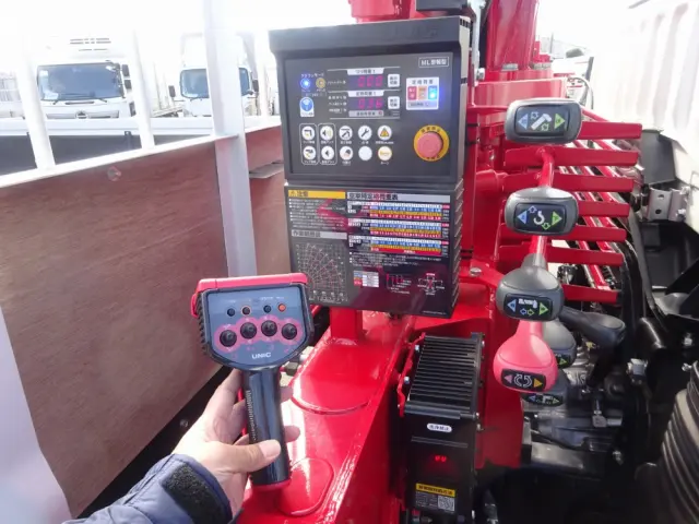 三菱 ファイター 2KG-FK62F(2WD)の写真18