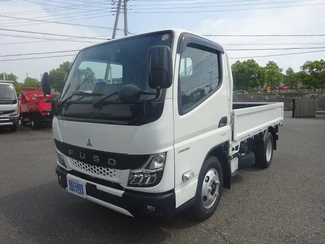 三菱 キャンター 2RG-FBAV0(2WD)の写真1