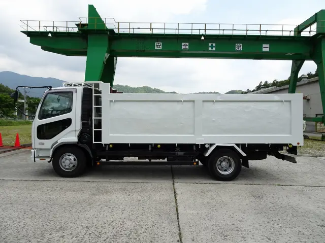 三菱 ファイター PDG-FK71R(2WD)の写真15