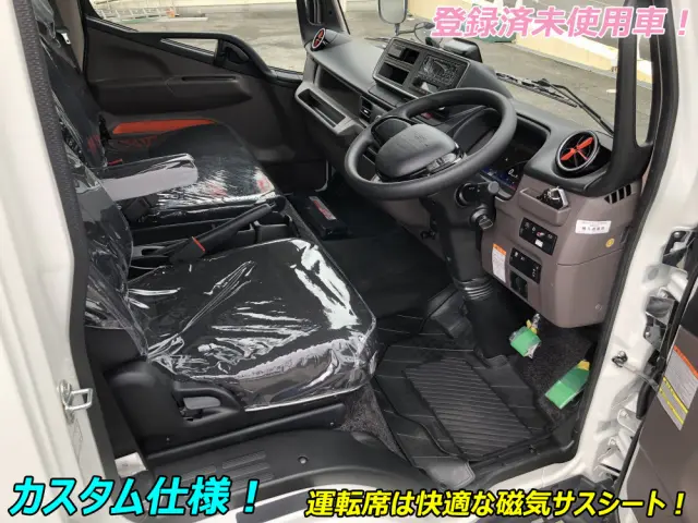 三菱 キャンター 2RG-FEB80(2WD)の写真4
