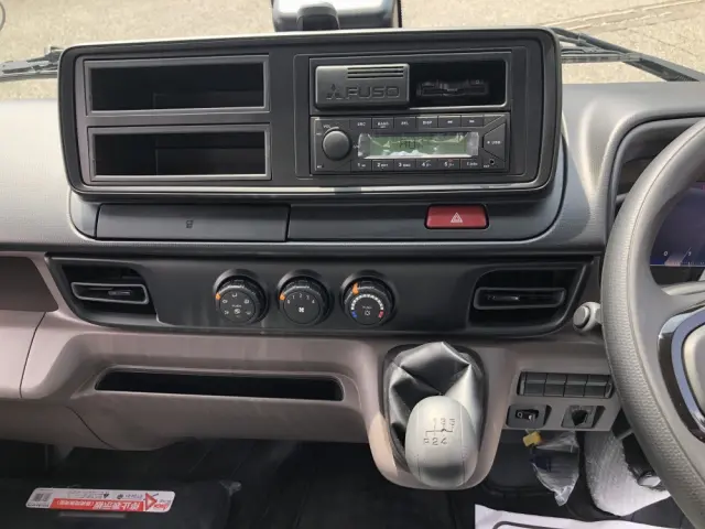 三菱 キャンター 2RG-FEAV0(2WD)の写真42