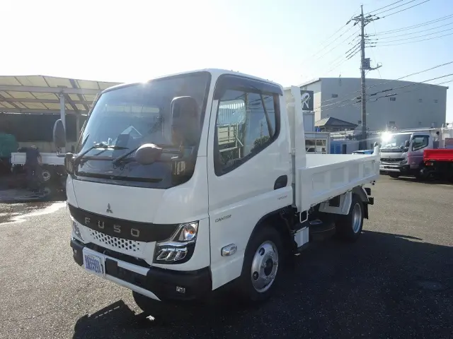 三菱 キャンター 2RG-FBA60(2WD)の写真1