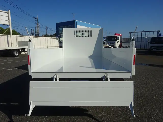 三菱 キャンター 2RG-FBA60(2WD)の写真11