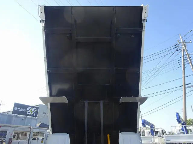 三菱 キャンター 2RG-FBA60(2WD)の写真16